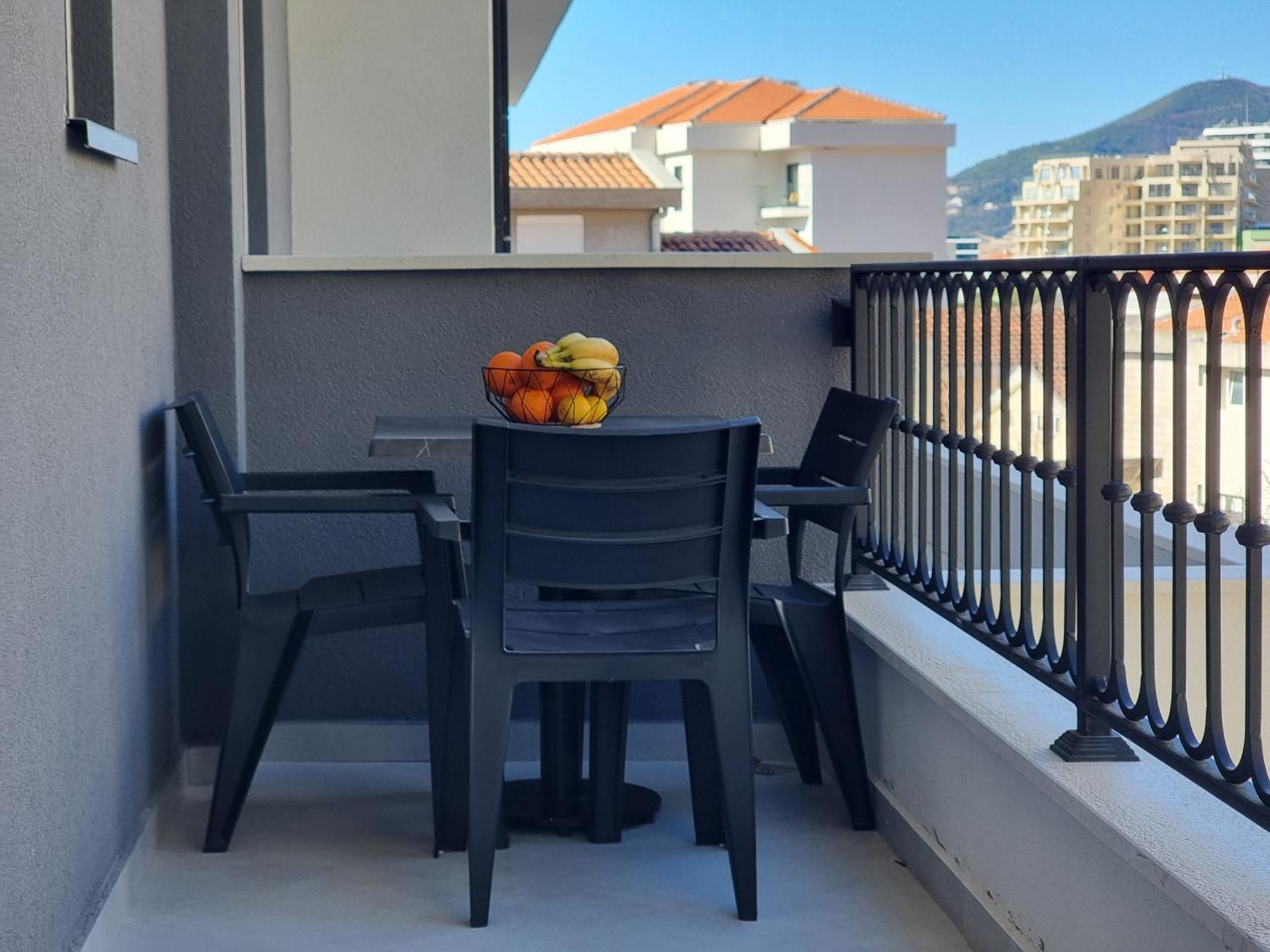 Adriatic Apartments Budva Zewnętrze zdjęcie