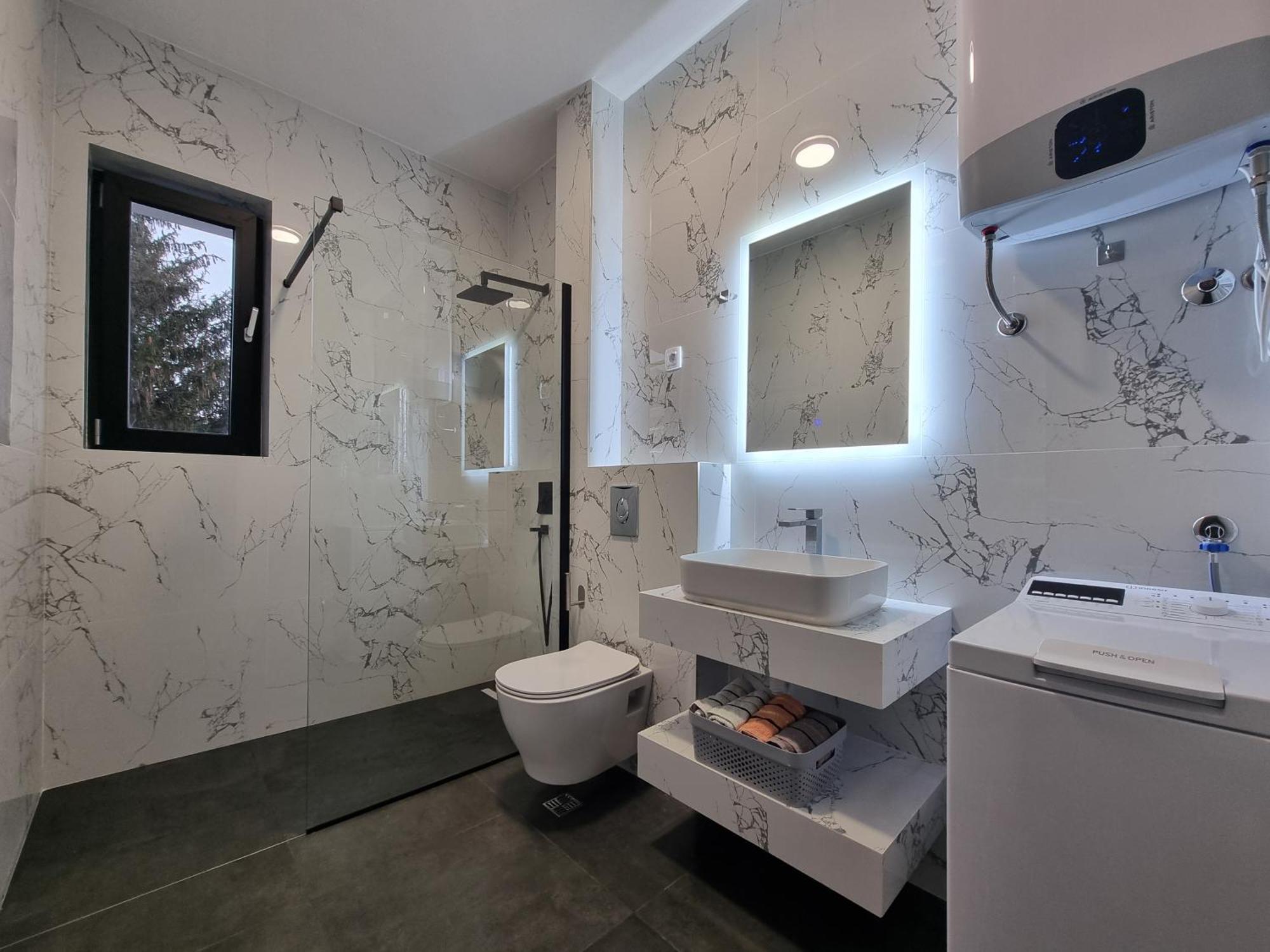 Adriatic Apartments Budva Zewnętrze zdjęcie