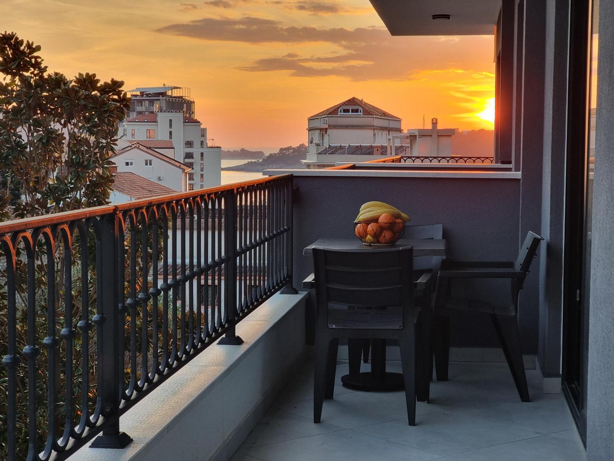 Adriatic Apartments Budva Zewnętrze zdjęcie