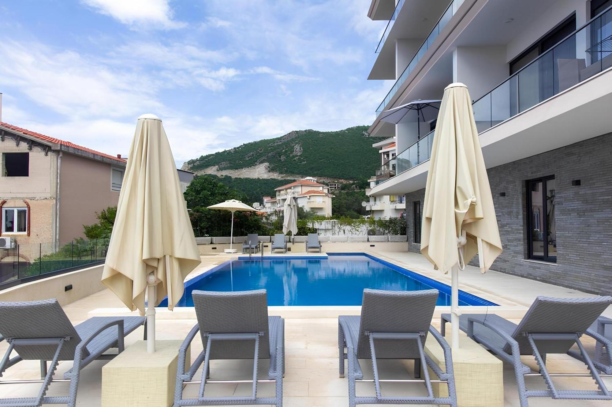 Adriatic Apartments Budva Zewnętrze zdjęcie
